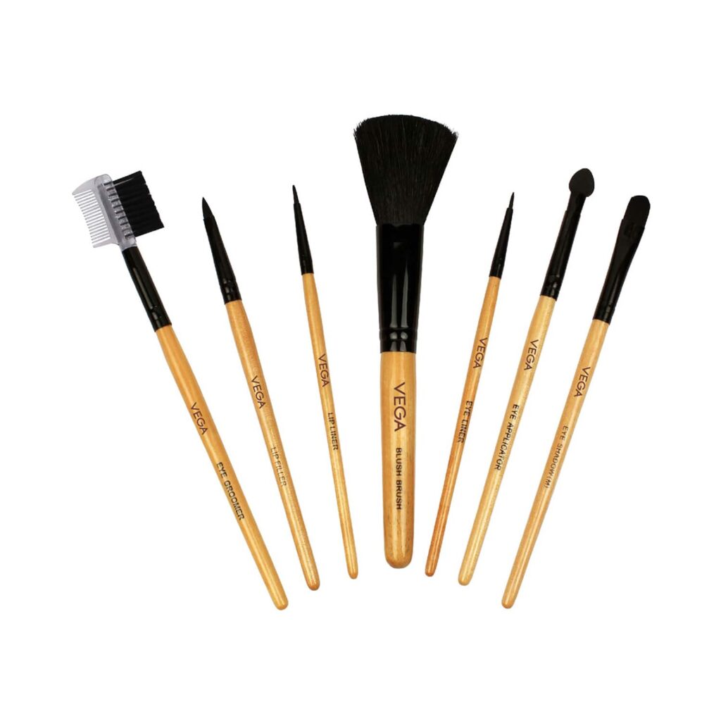 Vega Make Up Brush Set of 7 (EVS-7) (119 g) - Vega