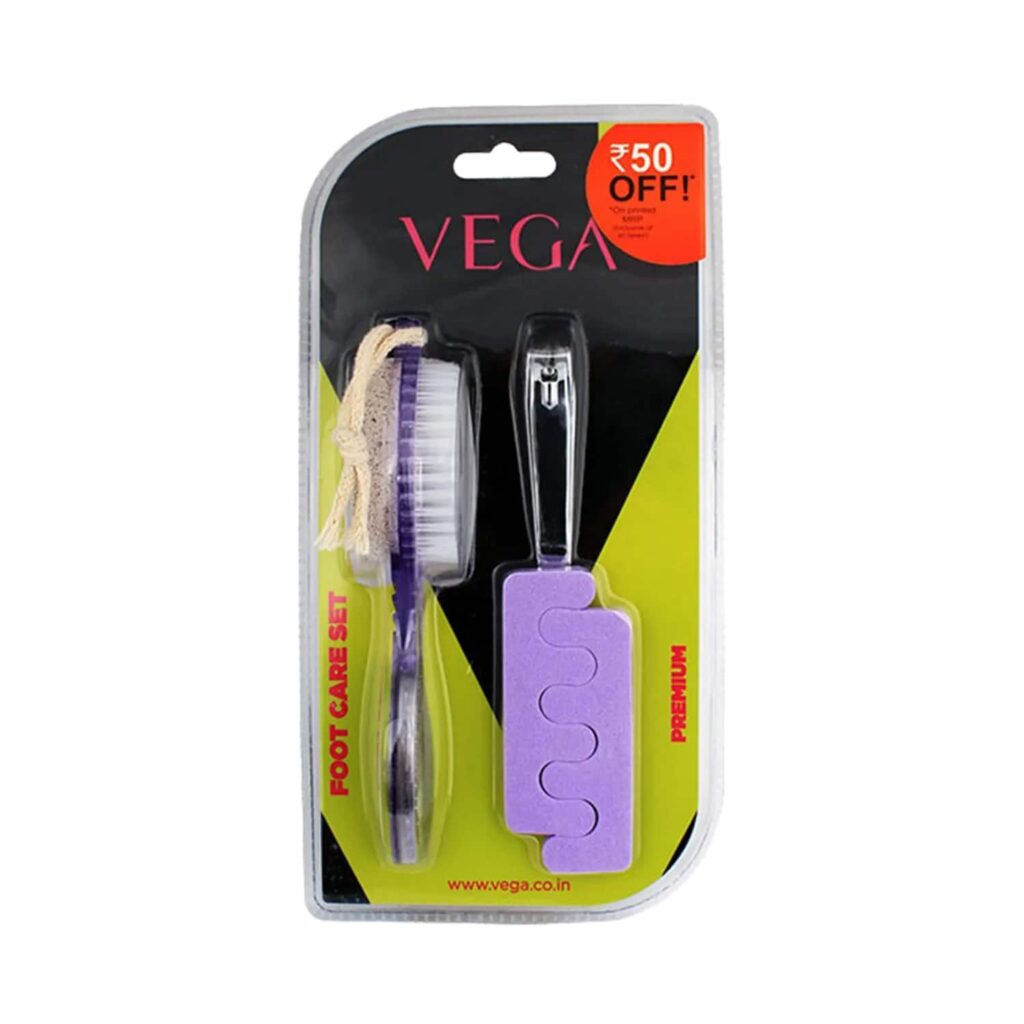 Vega Pedicure Set- Nail Clipper Foot Scrubber & Seperator (PM-03) (105 g) - Vega