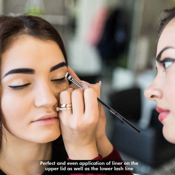 VEGA Professional Small Angular Liner Brush - VPPMB-22 - VEGA Professional